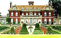 A Privately Managed mansion - Open to the Public - Westbury Gardens