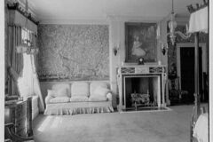 Phipps Mansion - Bedroom with Chinese Chippendale chair to the right