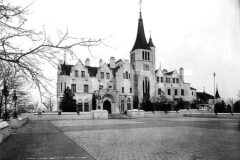 Beacon Towers, exterior, Hearst era