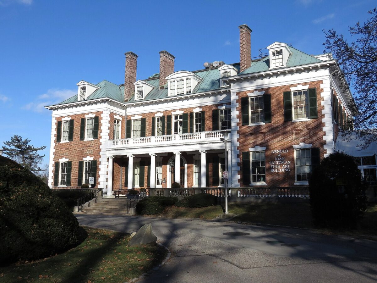 Clayton, exterior, entrance front