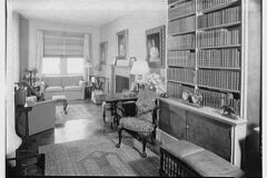 Clayton, interior, library