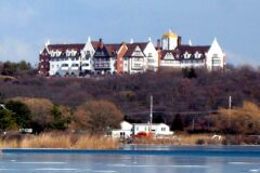 Montauk Manor, exterior