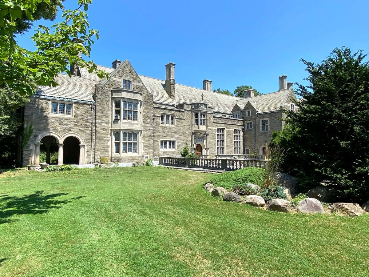 Ormston House, exterior of the mansion